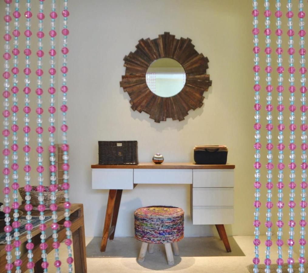 Parijat Private Pool Villa 1, 2 And 3 Bhk ウダイプル エクステリア 写真