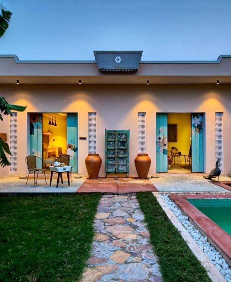 Parijat Private Pool Villa 1, 2 And 3 Bhk ウダイプル エクステリア 写真