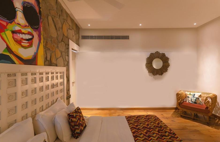 Parijat Private Pool Villa 1, 2 And 3 Bhk ウダイプル エクステリア 写真