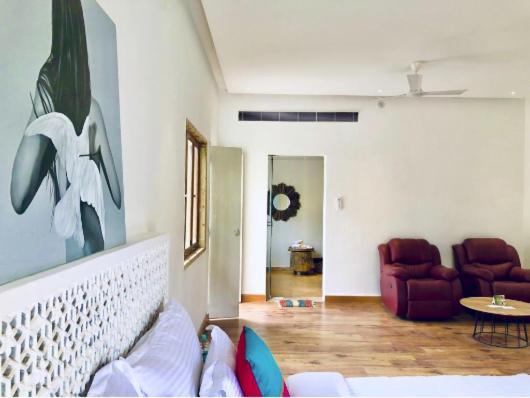 Parijat Private Pool Villa 1, 2 And 3 Bhk ウダイプル エクステリア 写真