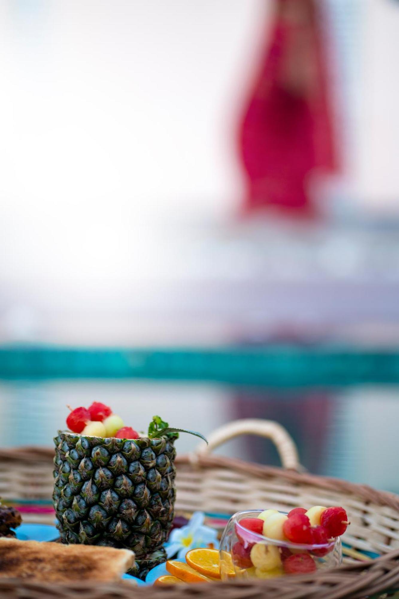 Parijat Private Pool Villa 1, 2 And 3 Bhk ウダイプル エクステリア 写真